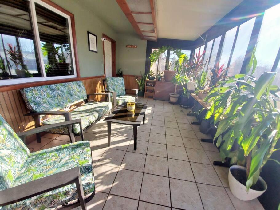 The Greenhouse - 3Bed 2Bath Home In Tahlequah, Ok エクステリア 写真